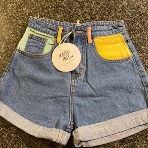 Brand new princess Polly mom shorts jeans